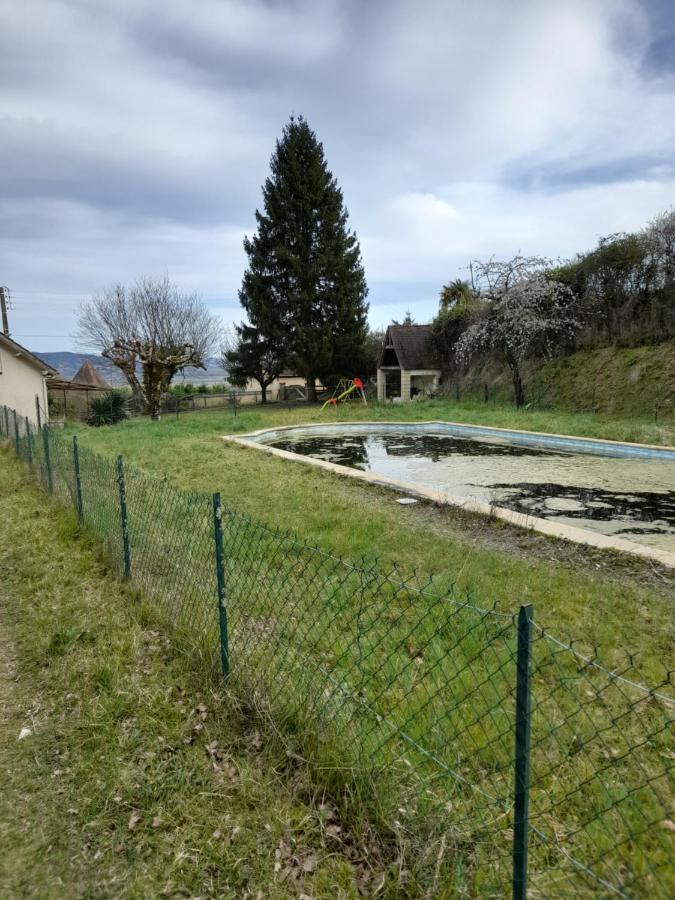 Maison Dans Ecrin De Verdure En Perigord Noir Saint-Cyprien  Zewnętrze zdjęcie