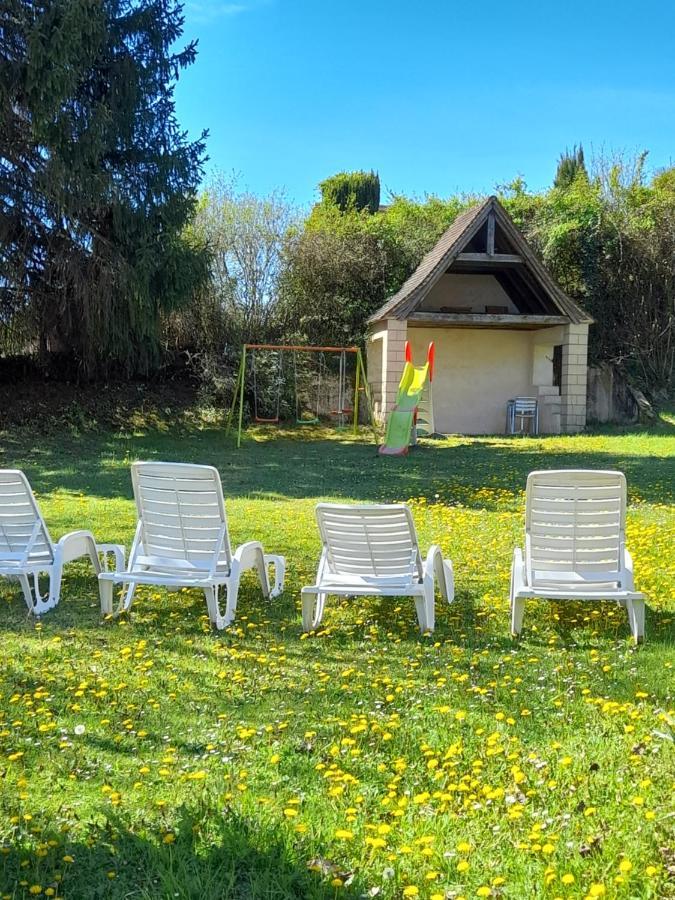 Maison Dans Ecrin De Verdure En Perigord Noir Saint-Cyprien  Zewnętrze zdjęcie