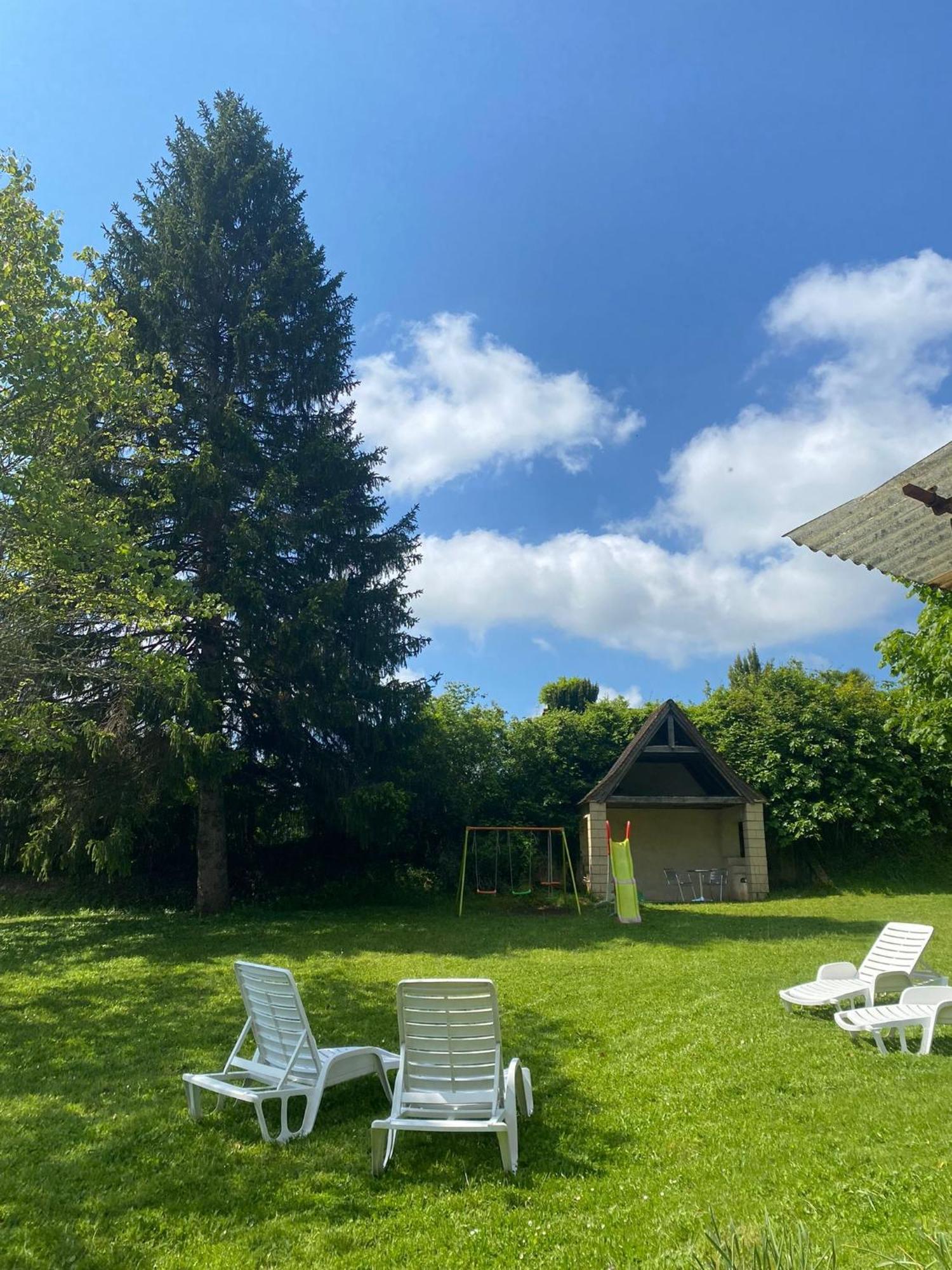 Maison Dans Ecrin De Verdure En Perigord Noir Saint-Cyprien  Zewnętrze zdjęcie